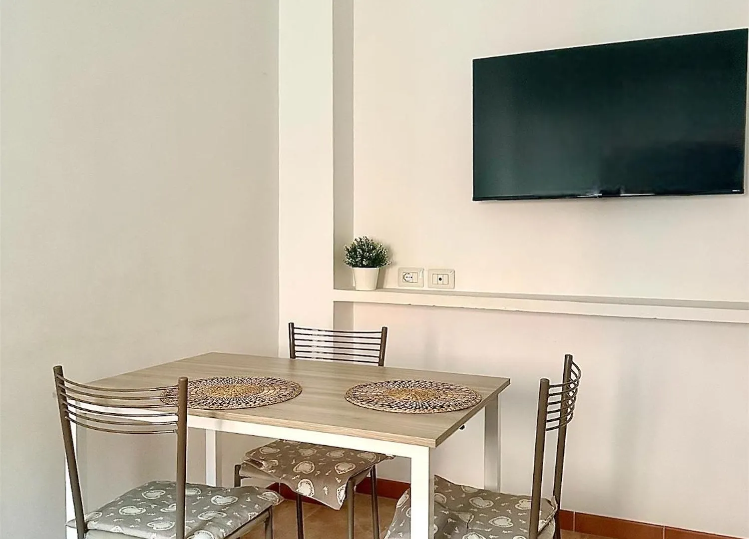 Milan City Center Apartment Italy