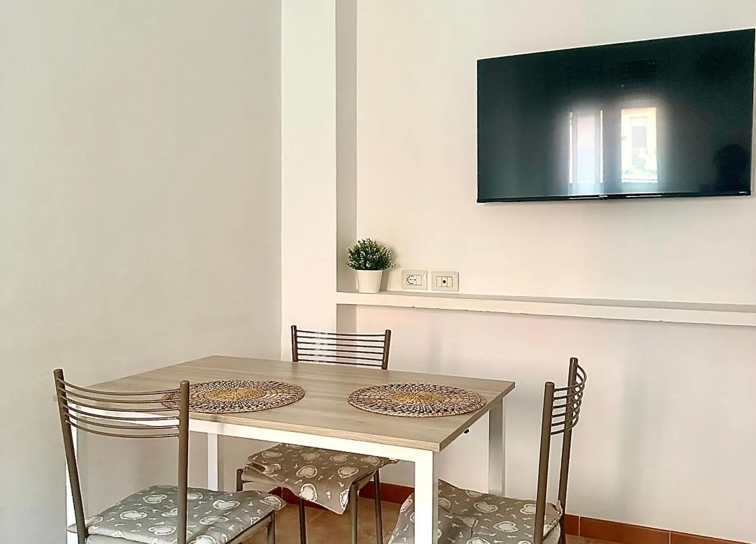 Milan City Center Apartment Italy